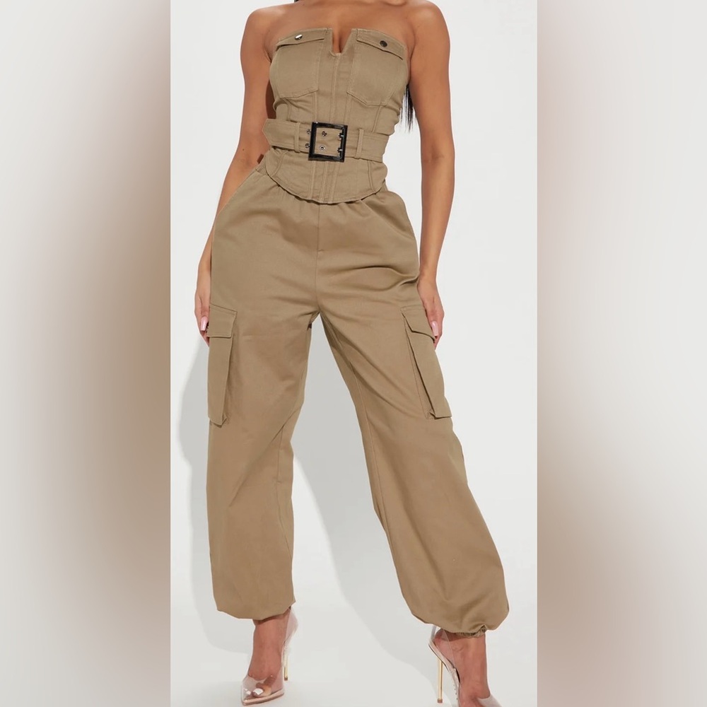 Fashion Nova Women's Tan Cargo Pants